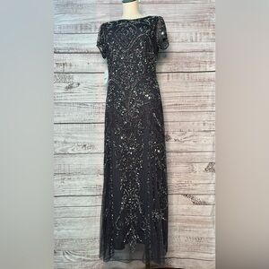 Pisarro Nights Beaded Mesh Column Gown Size 8 Slate Gray Beaded‎ Sequins NWT